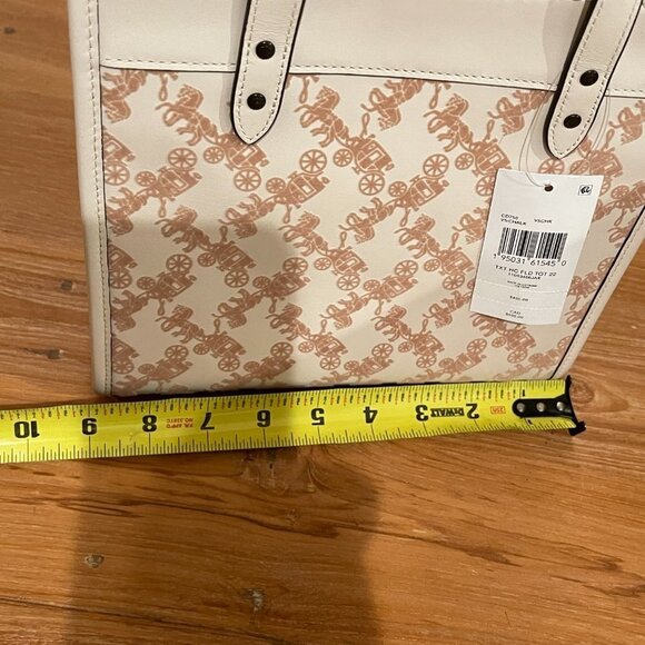 Coach CD750 Textured Field Tote 22 Horse & Carriage in Chalk White - Picture 7 of 16